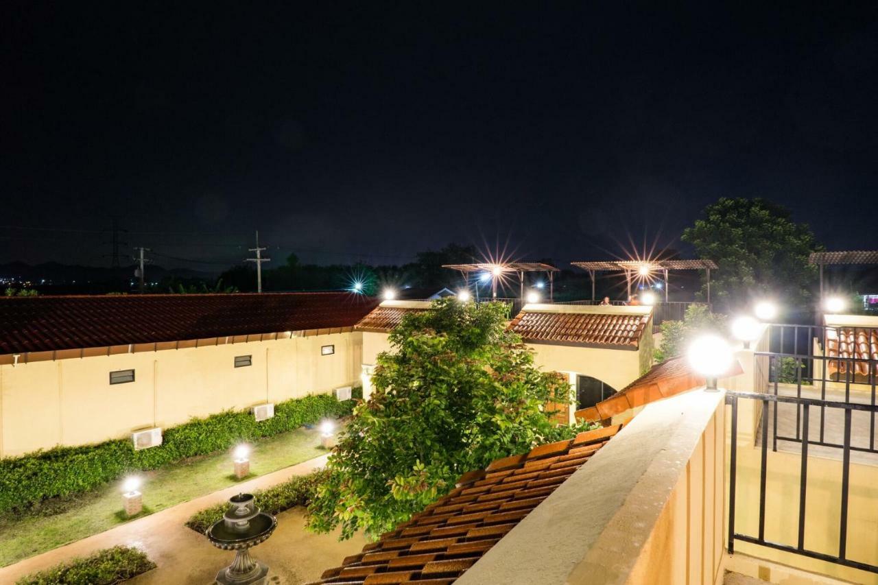 Sierra View Resort Ban Khanong Phra Nua Exteriér fotografie